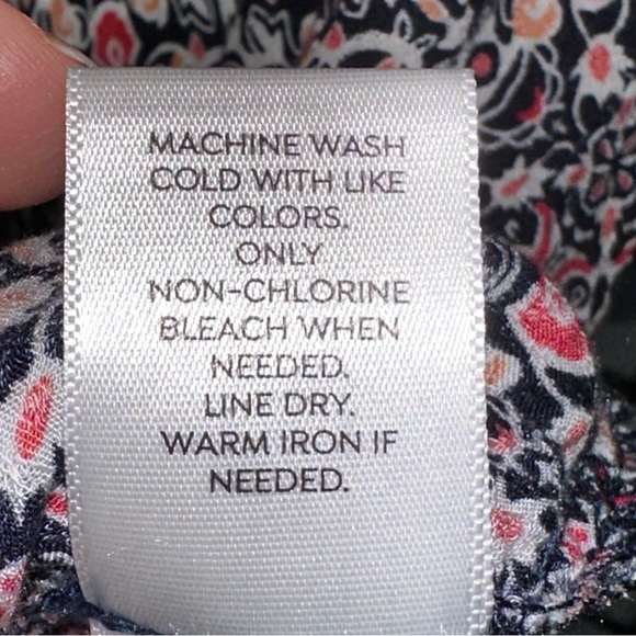 Westport print tunic top in black, pink, white and orange.  Size L - Picture 6 of 10